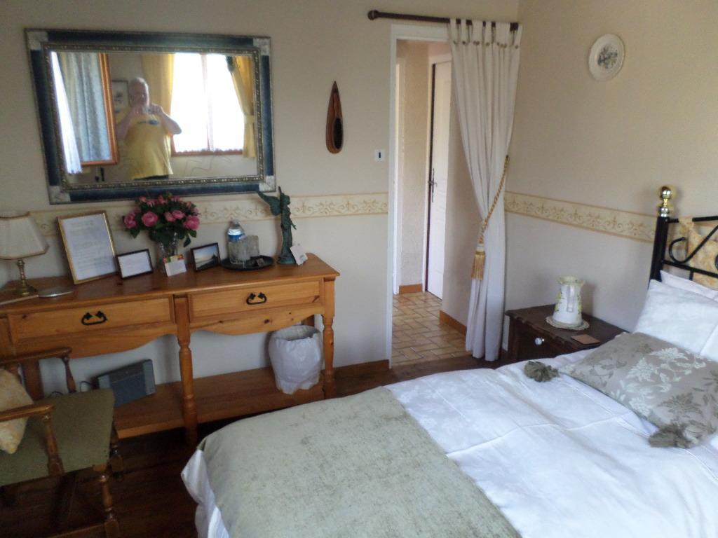 La Chevallerie B&B Isigny-le-Buat Exterior foto